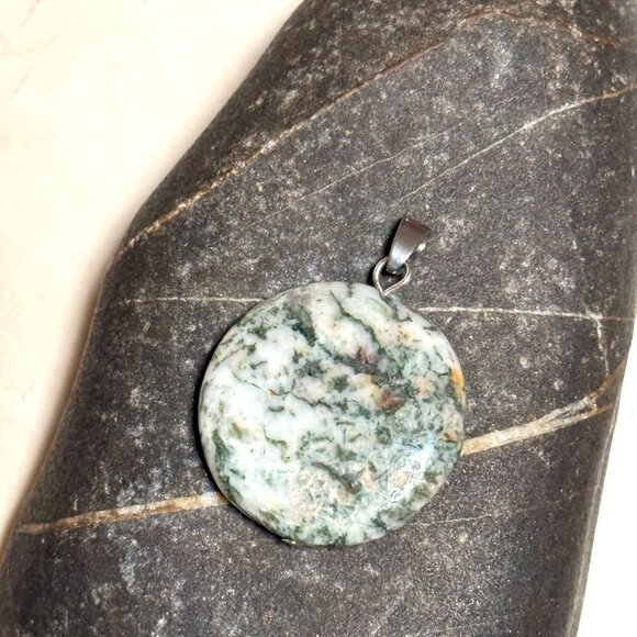 2/$20, White Green Tree Agate Pendant, Large Coin Shape Genuine Gemstone Pendant - Picture 5 of 10